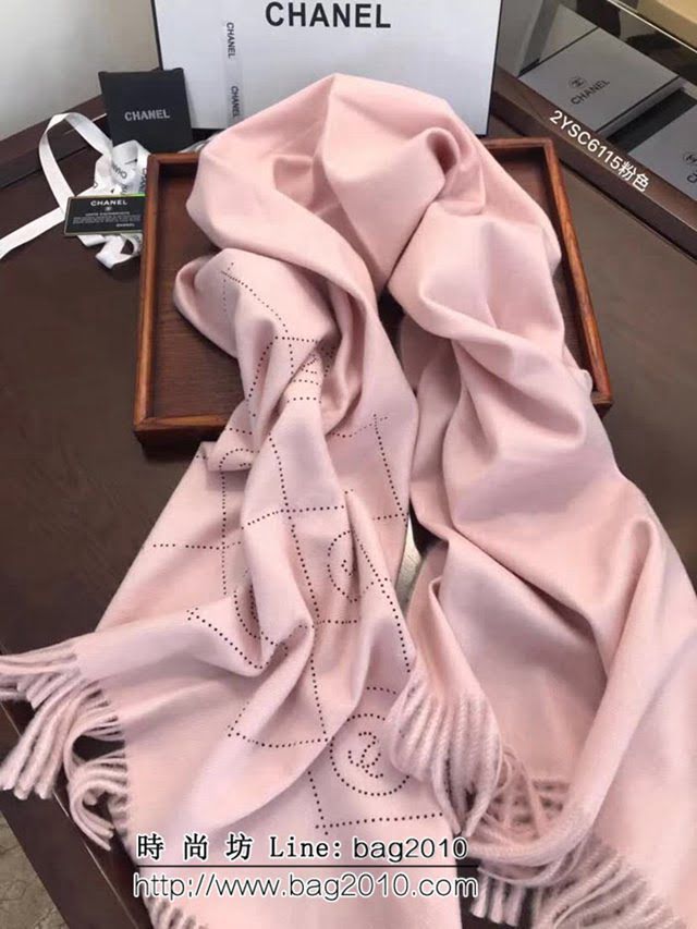 CHANEL香奈兒最新款 燙鑽logo羊絨圍巾 2YSC6115 LLWJ7048